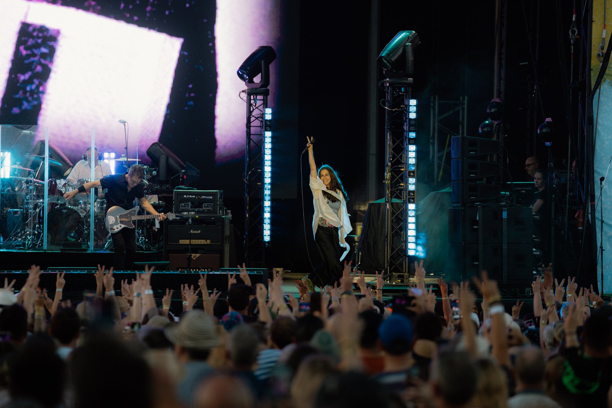 Jagged Little Thrill - ALANIS MORISSETTE LIVE REVIEW - Powderham